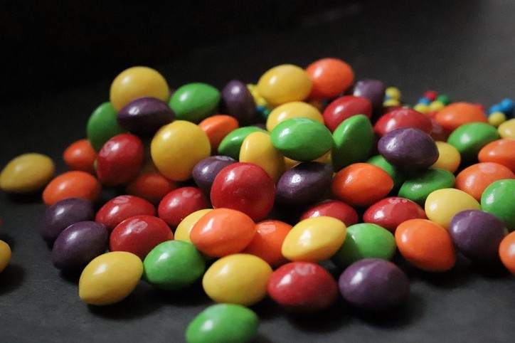 Proposed bill would ban sale of Skittles in California - CBS
